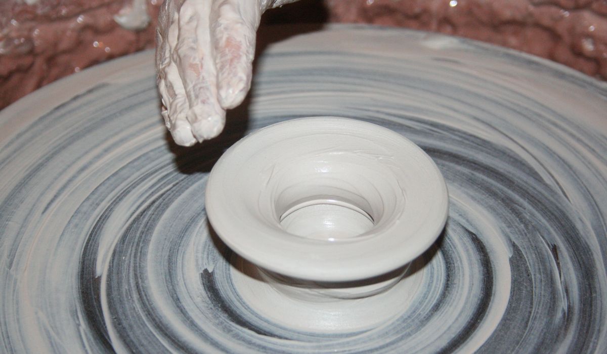 Simple Glazing Techniques for Food-Safe Pottery